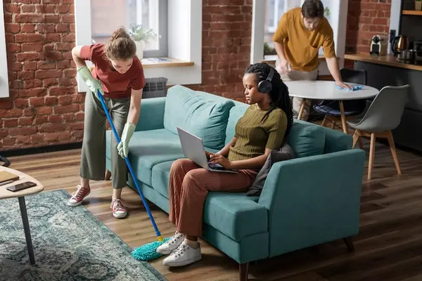 Brightside Cleaner | Professional Sofa & Carpet Cleaning Services